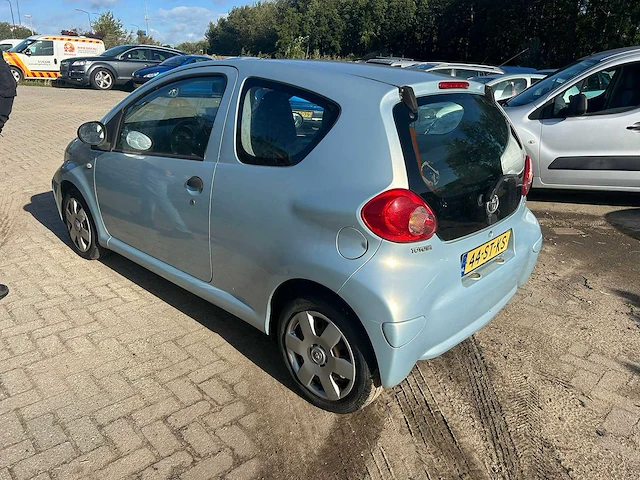 Toyota aygo 1.0-12v 2006 | 44-st-ks - afbeelding 3 van  7