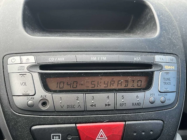 Toyota aygo 1.0-12v 2006 | 44-st-ks - afbeelding 2 van  21