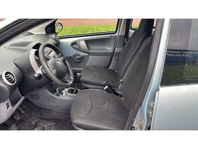 Toyota aygo 1.0-12v 2008 | 51-zh-zv i - afbeelding 8 van  13