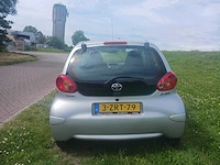 Toyota aygo 1.0-12v , 3-zrt-79 - afbeelding 2 van  12
