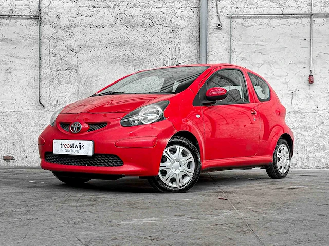 Toyota aygo 1.0-12v 68pk 2005, tn-935-d - afbeelding 1 van  25