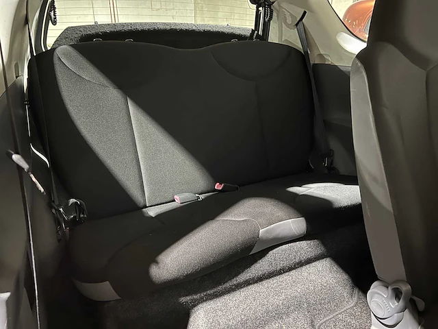 Toyota aygo 1.0-12v 68pk 2006, 69-sv-df - afbeelding 20 van  31