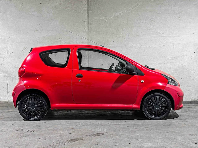 Toyota aygo 1.0-12v 68pk 2006, 69-sv-df - afbeelding 28 van  31