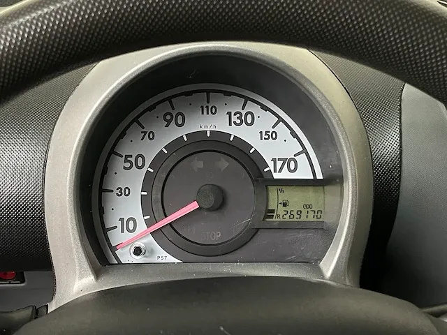 Toyota aygo 1.0-12v 68pk 2007, 70-pkh-2 - afbeelding 17 van  38