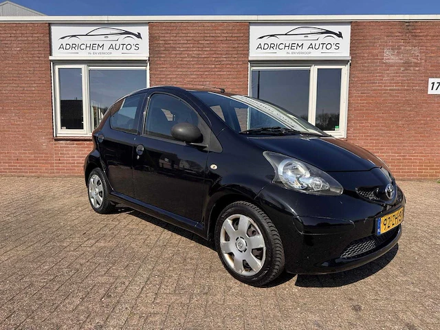 Toyota aygo 1.0-12v , 92-zh-sf - afbeelding 7 van  14