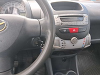 Toyota aygo 1.0-12v access 2009 | 52-htg-8 - afbeelding 13 van  28