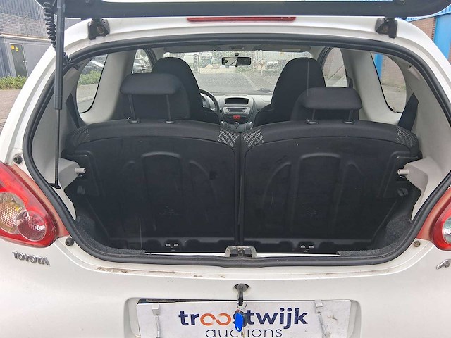 Toyota aygo 1.0-12v access 2009 | 52-htg-8 - afbeelding 17 van  28