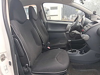 Toyota aygo 1.0-12v access 2009 | 52-htg-8 - afbeelding 20 van  28