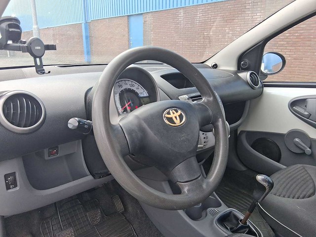 Toyota aygo 1.0-12v access 2009 | 52-htg-8 - afbeelding 27 van  28