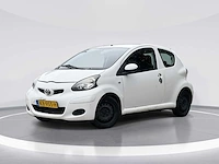 Toyota aygo 1.0-12v access 2011 | kb-955-h i - afbeelding 1 van  21