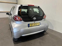 Toyota aygo 1.0-12v access 51-jfr-5 - afbeelding 10 van  15
