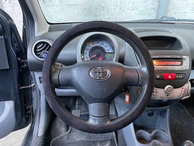 Toyota aygo 1.0-12v access 68pk 2010, 55-lnz-4 - afbeelding 7 van  34