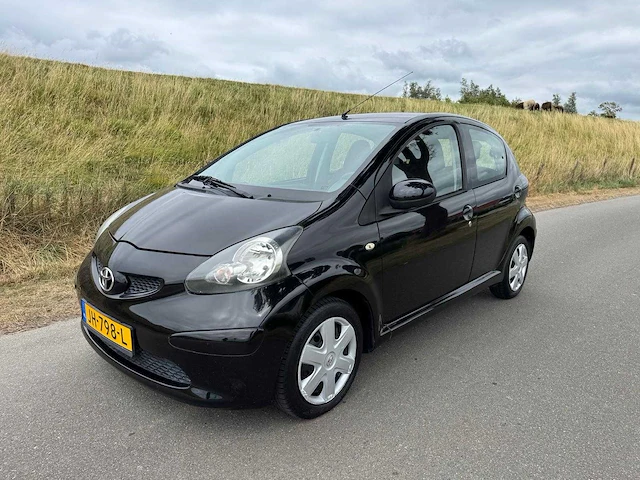 Toyota aygo 1.0-12v + airco automaat jh-798-l - afbeelding 1 van  25
