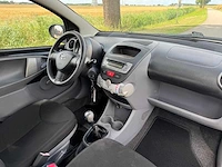 Toyota aygo 1.0-12v airco cool 73-svt-5 - afbeelding 2 van  13