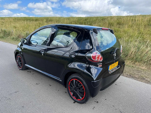 Toyota aygo 1.0-12v airco cool 73-svt-5 - afbeelding 7 van  13