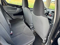 Toyota aygo 1.0-12v airco cool 73-svt-5 - afbeelding 12 van  13