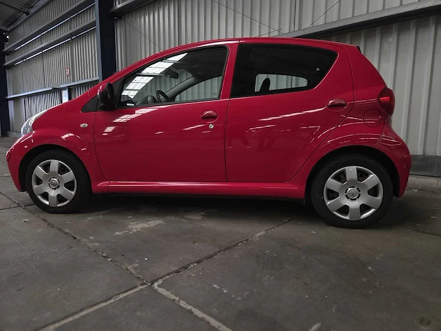 Toyota aygo 1.0-12v + automaat , 54-zj-tg - afbeelding 5 van  18