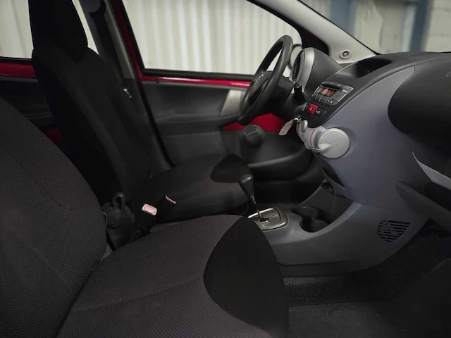 Toyota aygo 1.0-12v + automaat , 54-zj-tg - afbeelding 14 van  18