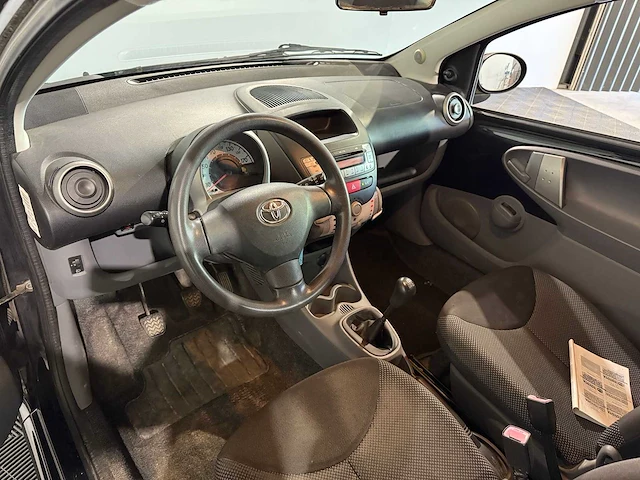 Toyota aygo 1.0-12v comfort, 29-hsr-5 - afbeelding 12 van  13