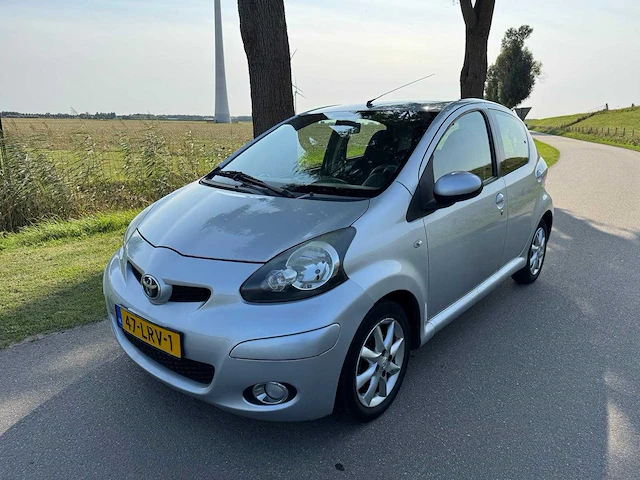 Toyota aygo 1.0-12v comfort 5 deurs 47-lrv-1 - afbeelding 8 van  15