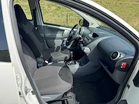 Toyota aygo 1.0-12v comfort airco 5-deurs 69-lbf-4 - afbeelding 11 van  14