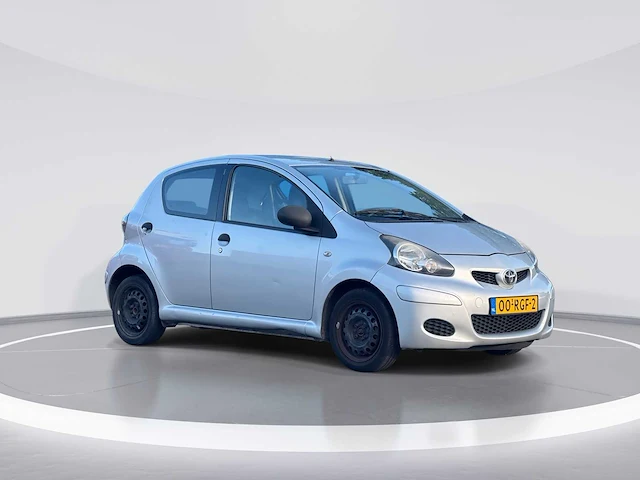 Toyota aygo 1.0-12v cool 2011 | 00-rgf-2 - afbeelding 12 van  22