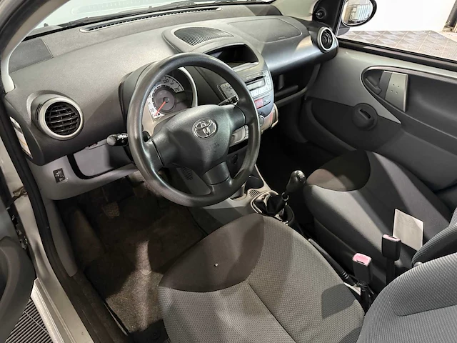 Toyota aygo 1.0-12v, gn-153-t - afbeelding 10 van  12