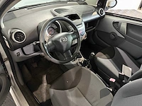 Toyota aygo 1.0-12v, gn-153-t - afbeelding 10 van  12
