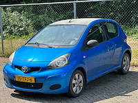 Toyota aygo 1.0-12v now, 15tfj6 - afbeelding 1 van  14