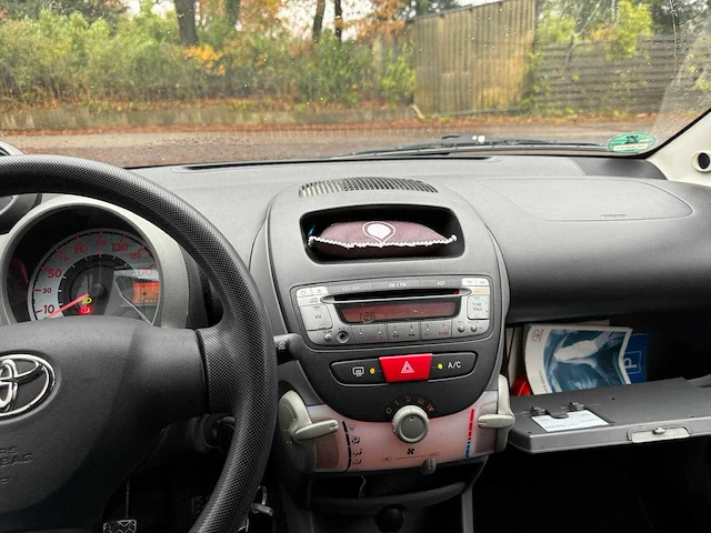 Toyota aygo 1.0 12v sport, 08-xd-vh - afbeelding 11 van  11