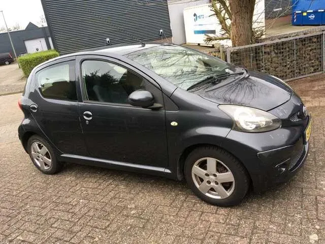 Toyota aygo 1.0 12v sport zeer lage km-stand 65305, 64-sl-gj - afbeelding 6 van  11