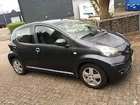 Toyota aygo 1.0 12v sport zeer lage km-stand 65305, 64-sl-gj - afbeelding 6 van  11