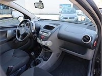 Toyota aygo 1.0 2009 - afbeelding 8 van  24