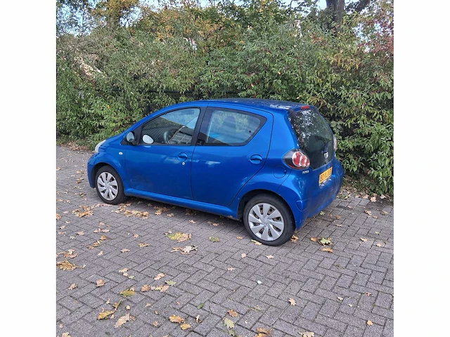 Toyota aygo 1.0 vvt-i aspiration , 80-xlx-3 - afbeelding 3 van  8