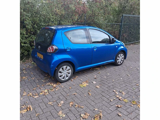 Toyota aygo 1.0 vvt-i aspiration , 80-xlx-3 - afbeelding 5 van  8
