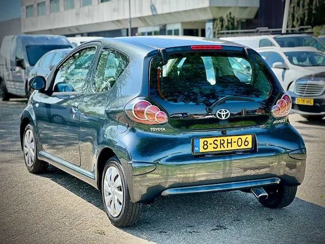 Toyota aygo 1.0 vvt i aspiration automaat, 8-srh-06 - afbeelding 10 van  15
