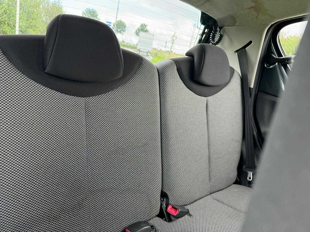 Toyota aygo 1.0 vvt-i comfort 4-deurs airco kf-251-z - afbeelding 2 van  14