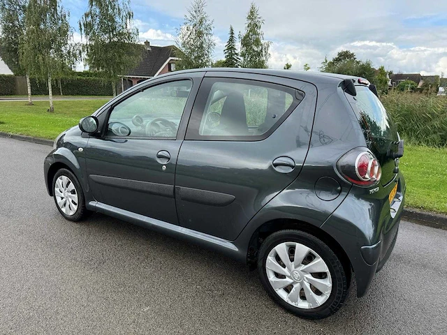 Toyota aygo 1.0 vvt-i comfort 4-deurs airco kf-251-z - afbeelding 9 van  14