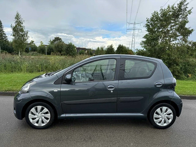 Toyota aygo 1.0 vvt-i comfort 4-deurs airco kf-251-z - afbeelding 10 van  14