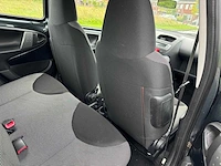 Toyota aygo 1.0 vvt-i comfort 4-deurs airco kf-251-z - afbeelding 13 van  14