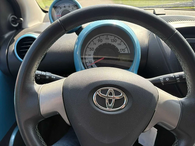 Toyota aygo 1.0 vvt-i comfort , x-011-dn - afbeelding 21 van  23