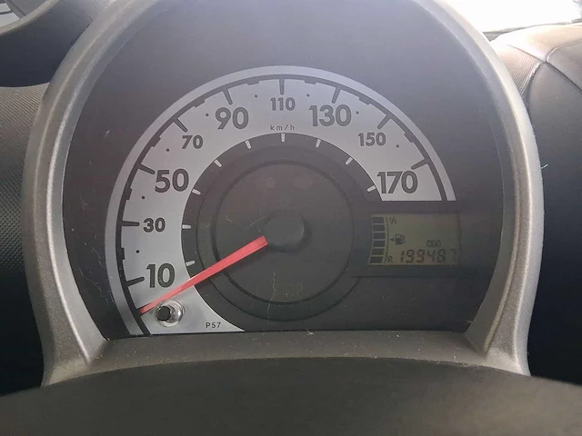 Toyota aygo 1.0 vvt-i now 2013 | 2-skj-00 - afbeelding 6 van  24