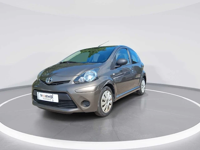 Toyota aygo 1.0 vvt-i now 2013 | 2-skj-00 - afbeelding 12 van  24