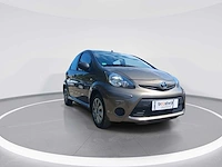 Toyota aygo 1.0 vvt-i now 2013 | 2-skj-00 - afbeelding 23 van  24