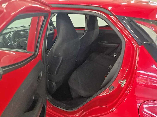 Toyota aygo 1.0 vvt-i x-fun 2017 | nv-249-l - afbeelding 10 van  22
