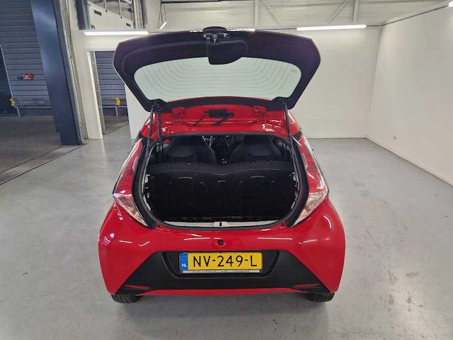 Toyota aygo 1.0 vvt-i x-fun 2017 | nv-249-l - afbeelding 11 van  22