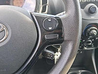 Toyota aygo 1.0 vvt-i x-fun 2017 | nv-249-l - afbeelding 11 van  30