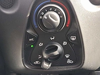 Toyota aygo 1.0 vvt-i x-fun 2017 | nv-249-l - afbeelding 16 van  30