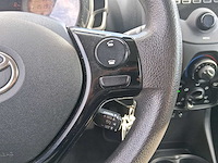 Toyota aygo 1.0 vvt-i x-fun 2017 | nv-249-l - afbeelding 11 van  30