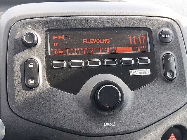 Toyota aygo 1.0 vvt-i x-fun 2017 | nv-249-l - afbeelding 15 van  30